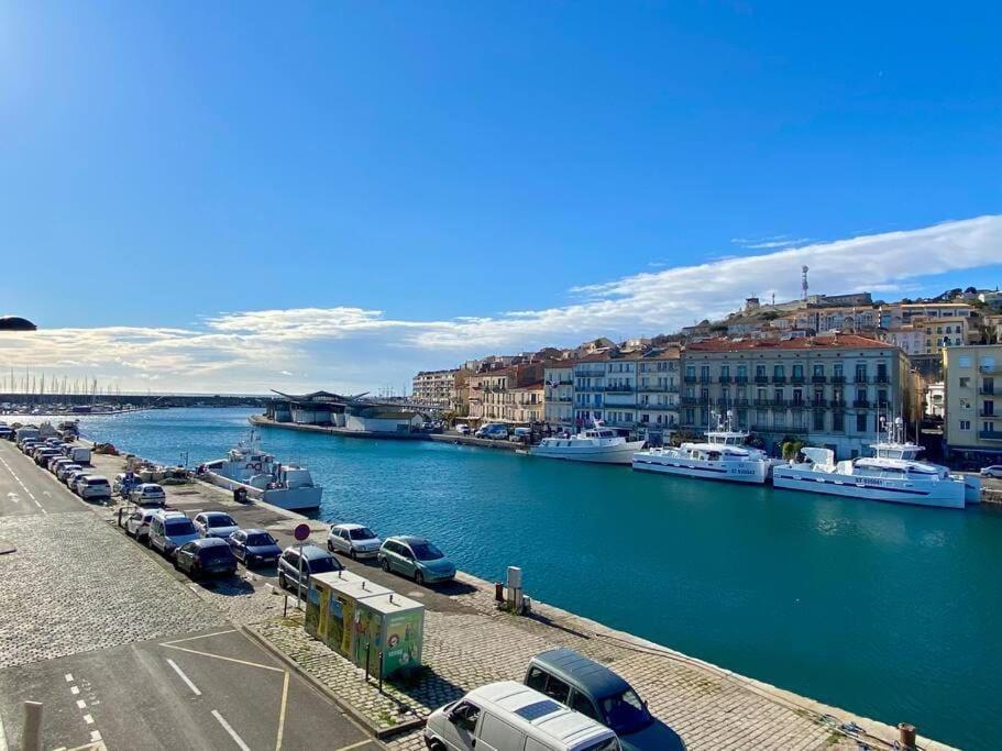 "Georgio" Grand Appartement Traversant Avec Vue Canal Et Parking Sète Kültér fotó