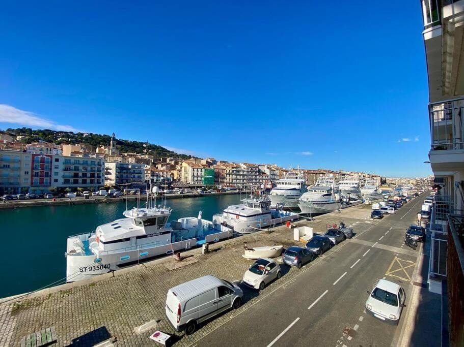 "Georgio" Grand Appartement Traversant Avec Vue Canal Et Parking Sète Kültér fotó